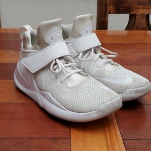 Nike Kwazi Basketball Shoes 9.5 White